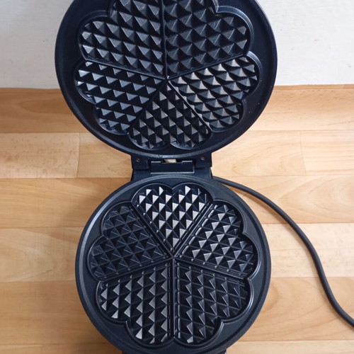 Silver Crest Sweets Maker used, good working condition