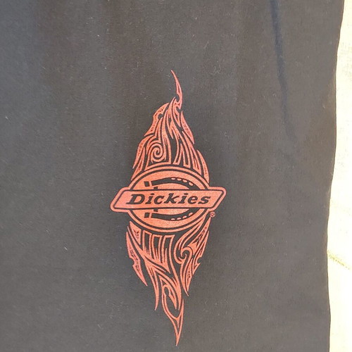 Dickies T-shirt size M black with Y2K tribal print like new
