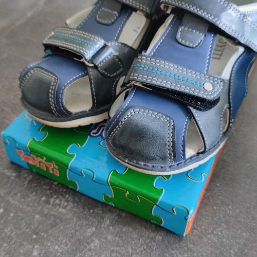 Touiti Kids Sandals Like New, Size 29, Gray and Blue