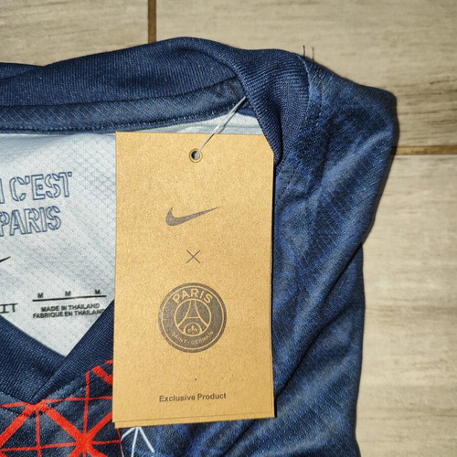 Paris Saint Germain Jersey brand new, limited edition, size medium