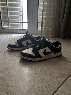 Nike Dunk Panda sneakers size 44.5 like new