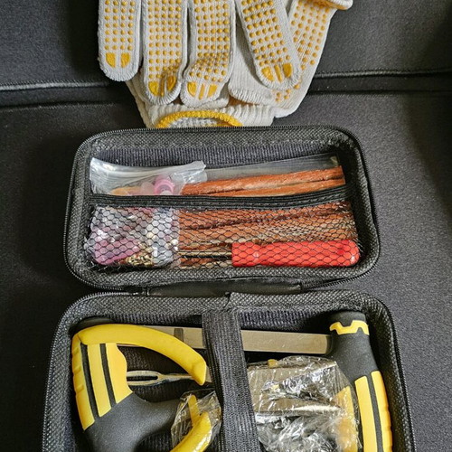 Complete vehicle tire repair kit new