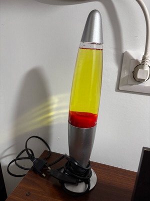 Lava lamp like new