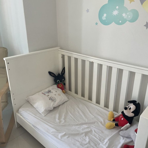 Nek Baby Apollon convertible crib with mattress, used