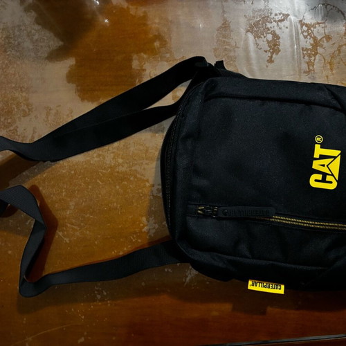 Caterpillar shoulder bag new, black