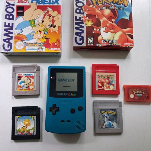 Game Boy Color Teal collectible pack like new with Pokémon games