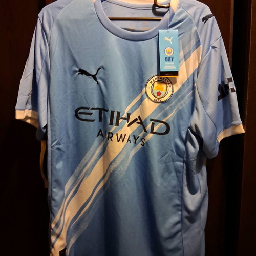 Manchester City Home Jersey new, size Large
