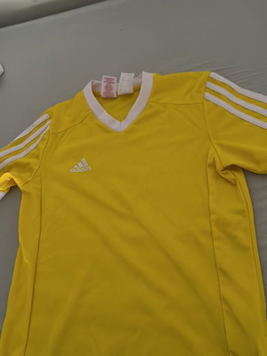 Adidas sport t shirt kids yellow size 152cm 12 years like new