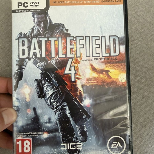 BF4 PC game like new, 2 discs