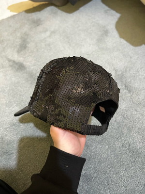 Sequin hat like new, black
