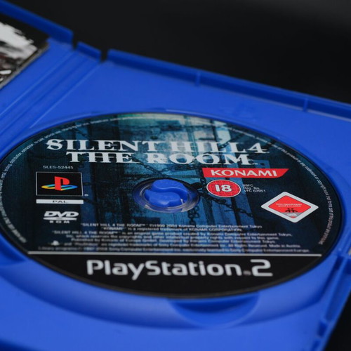 Silent Hill 4: The Room PlayStation 2 used