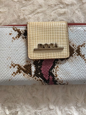 Doca wallet used 21x10.5cm