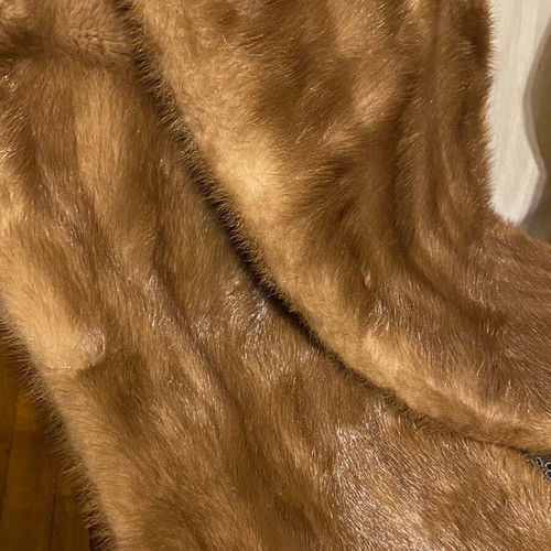 Etole genuine used with full pelts, length 1.80m