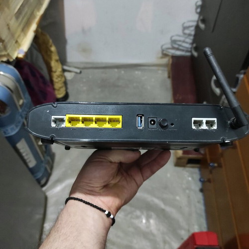 Hol Hellas on line modem used by Intracom