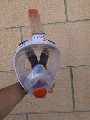 Ocean Reef Aria Junior Full Face Snorkeling Mask like new with ball gift