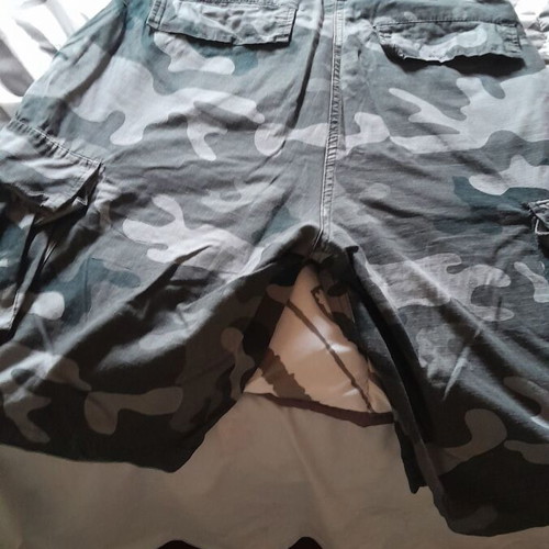 Billabong men's camouflage bermuda shorts new, cotton, size S