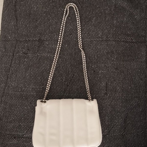 White Bershka shoulder/hand bag new with silver chain