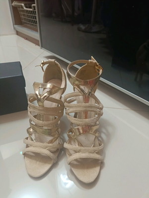 Migato beige gold sandal worn once