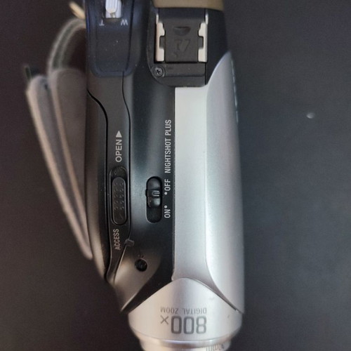 Sony DCR-DVD653E PAL DVD βιντεοκάμερα μεταχειρισμένη με 6 DVD-R δώρο