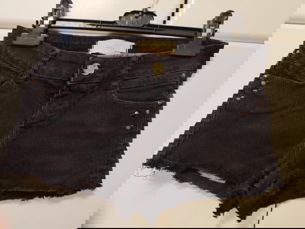 Bershka eur34 xsmall ελαστικό σορτσάκι