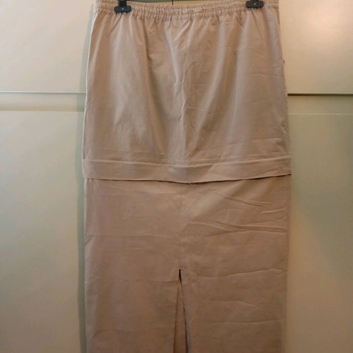 Kipling maxi cargo skirt XL like new, beige