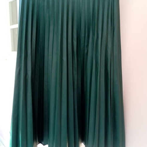 Women's pleated skirt with leather texture new, elastic waist, medium-large