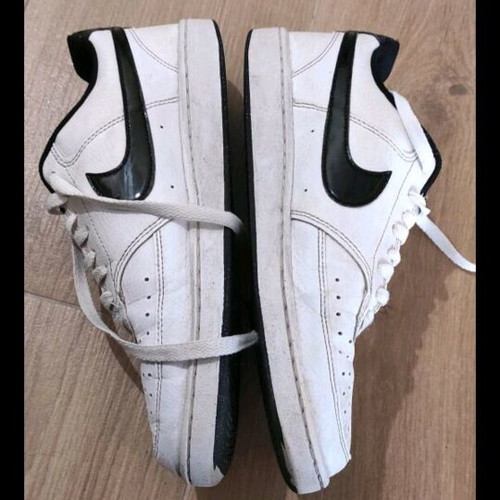 Nike Air Force athletic shoes used, size 43, black and white