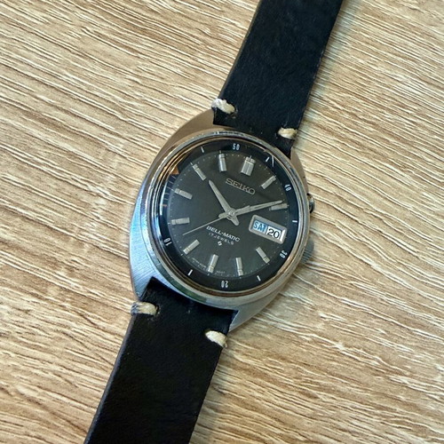 Seiko Bellmatic 4006-6010 vintage wristwatch used, grey dial