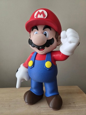 Φιγούρα Suoer Mario 23 cm 3d από πλαστικό, σαν καινούργιο