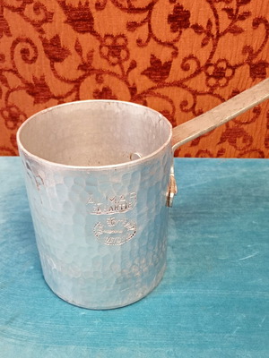Vintage handmade hammered saucepan used, ALMAR Garantie