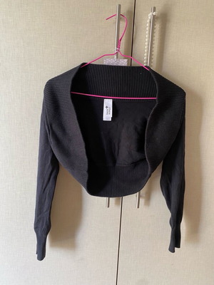 Short cardigan kids XS black like new