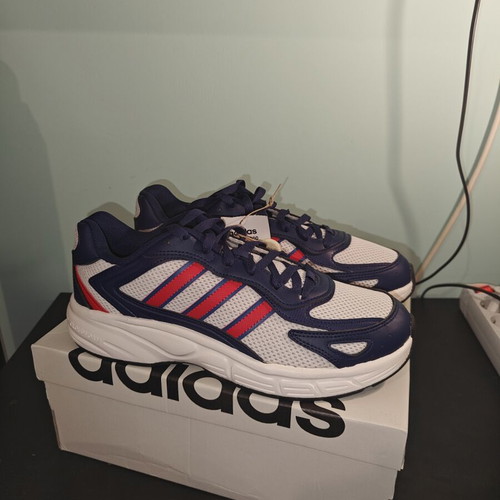 Adidas Eclyptix 2000 athletic shoes new, size 42, white multicolor