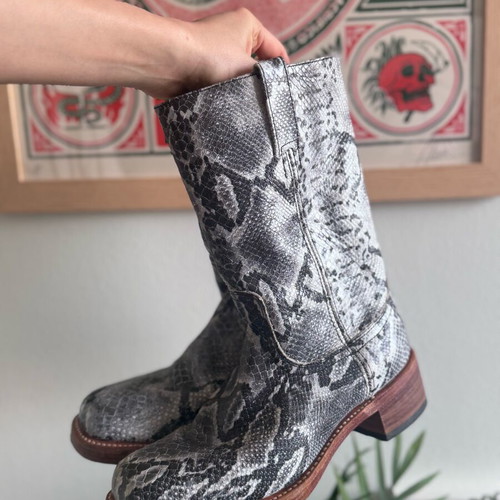 Sendra leather biker boots snake print like new size 38-39