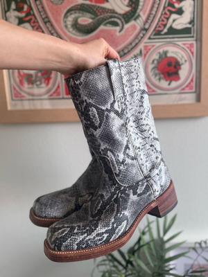 Sendra leather biker boots snake print like new size 38-39