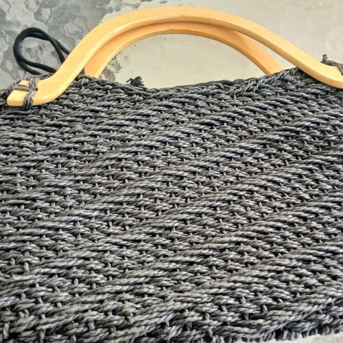 Woven straw handbag Italian used, very good condition