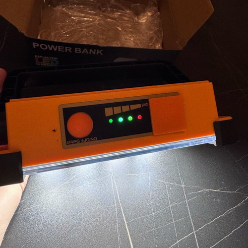 Solar floodlight 144 LED with 3 modes and powerbank new