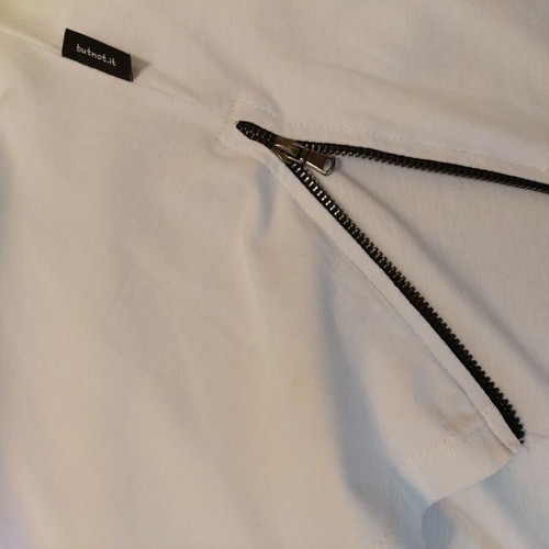 Men's blouse XL like new, black and white with side zippers