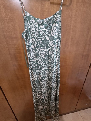 Zara midi dress satin fabric with thin straps like new, white and green