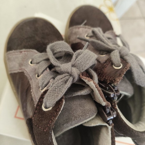 Mouger children's boots size 22 like new, beige and brown