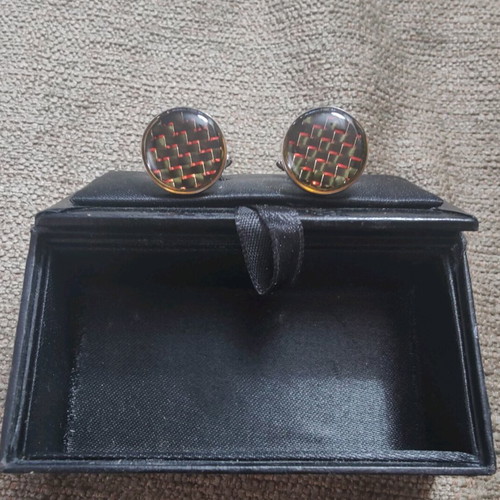 Bugatchi cufflinks like new with unique design