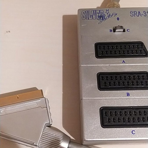 Scart Distributor like new