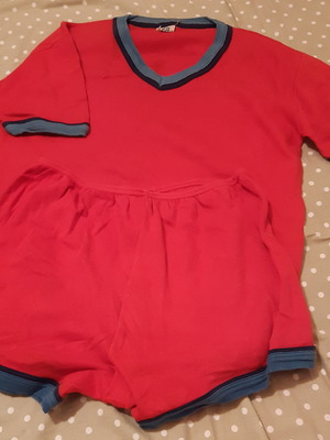 Πυτζαμάκι unisex Νο176 για 10-11 χρόνων σε άριστη κατάσταση