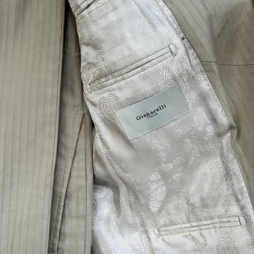 Beige Giakarelli Men's Suit Size 44 Like New