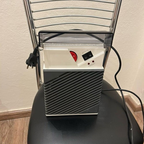 DeLonghi heater like new, model HPV2 2000W