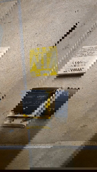 2 Διακόπτες Ρολών 1 Στοιχείου Μαύροι Eikon VIMAR 20060