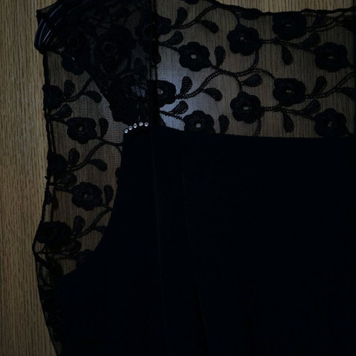 Dress with lace small-medium festive like new, black
