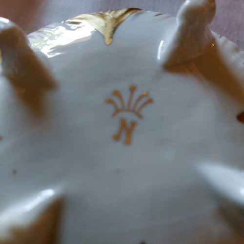 Vintage Capodimonte bowls used 13×8 cm and 11×7 cm with 24k gold