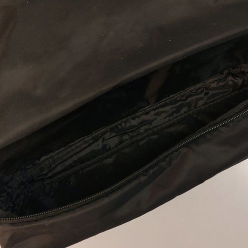 Hedgren handbag used, black with 3 zippered compartments