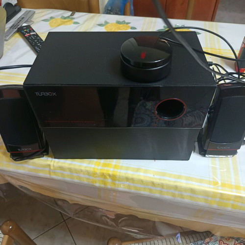 Turbo-XD400 2+1 speakers like new with Bluetooth