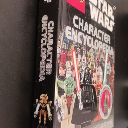 Lego Star Wars Character Encyclopedia used, 300 minifigures
